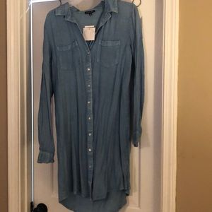 Chambray dress. Tags on!